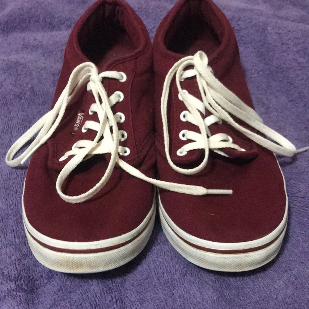 Red vans size 8.5